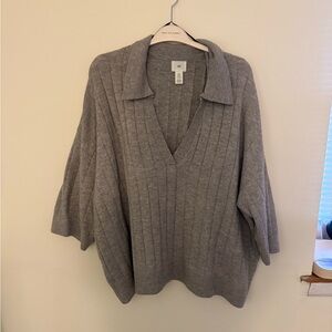 H&M Light Gray V-Neck Sweater
